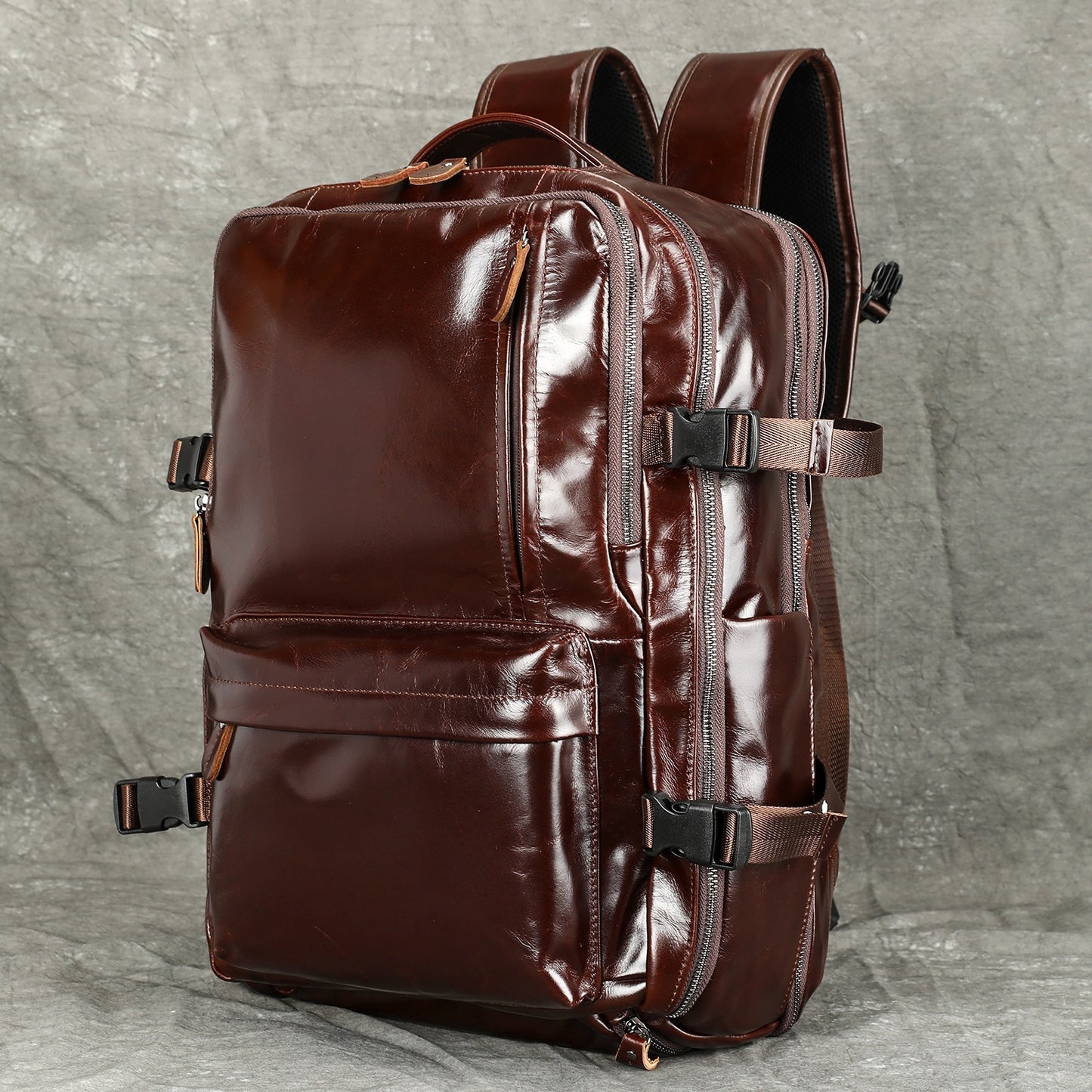 Large Capacity Texture Leather Backpack