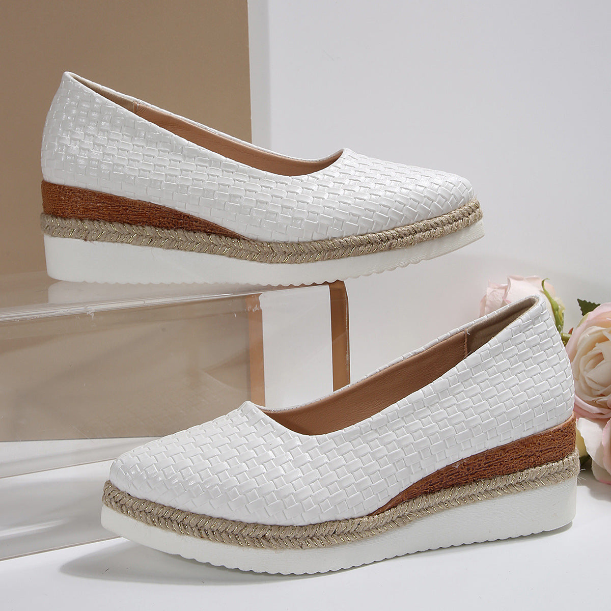 Plus Size Woven Hemp Rope Pointed Women's Shoes